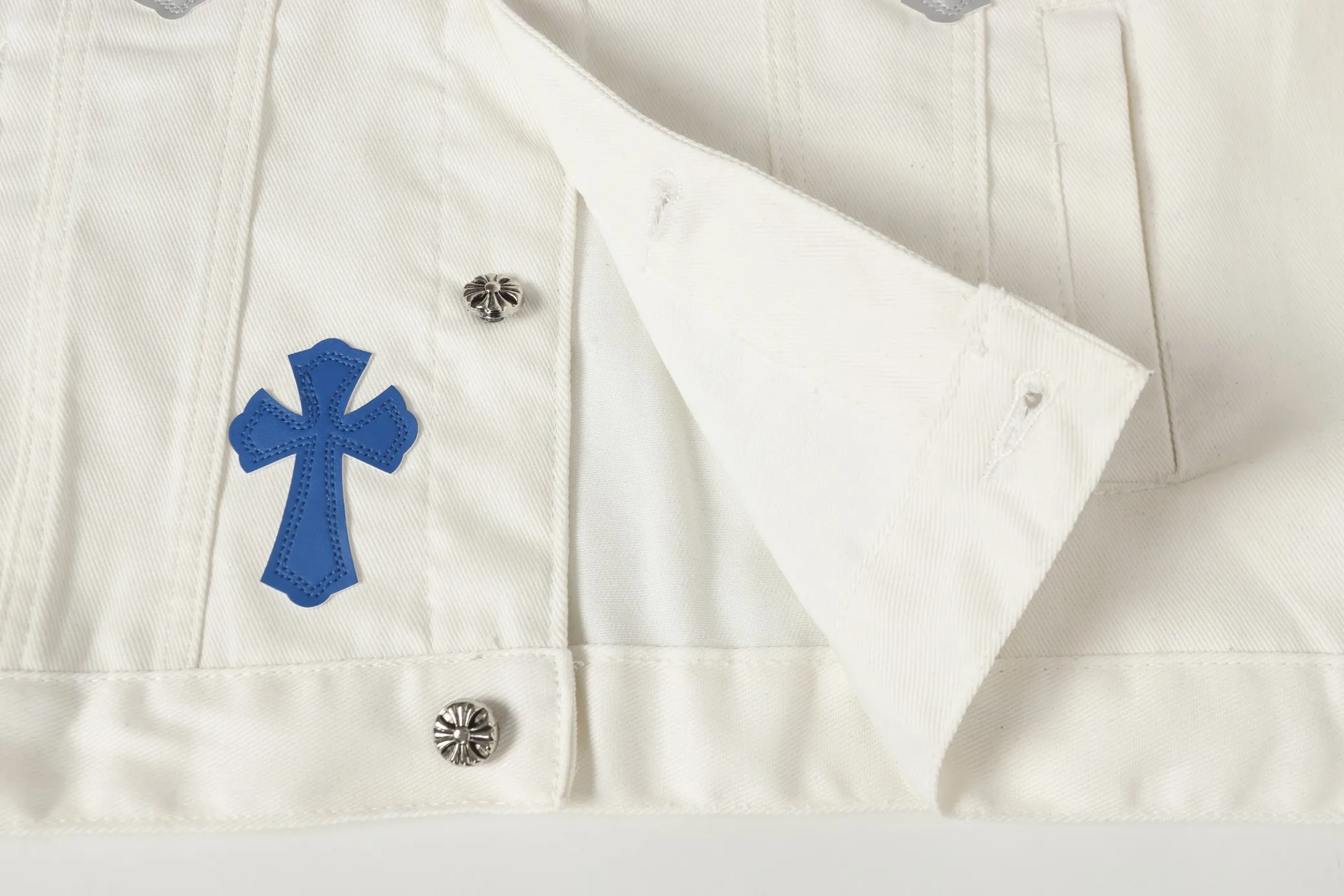 P360 Chrome Hearts 25ss patchwork leather cross patchwork embroidered shirt denim jacket Color: Picture color Size: M-3XL